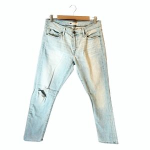 Levi's Distressed Classic Straight Women's Denim Light Wash Jeans‎ Size 8